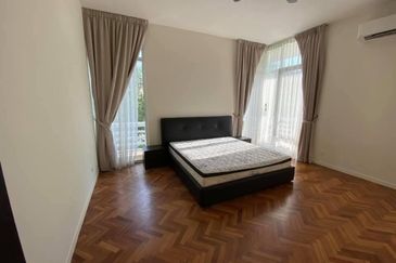 Jalan Seri Tanjung Pinang 