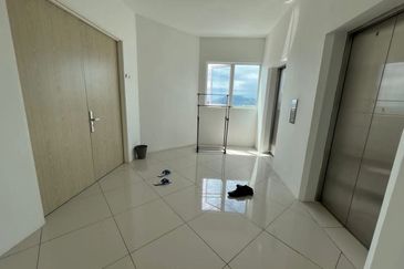 Arasia Perdana (The Clovers)