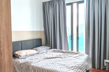 Queens Residences @ Queens Waterfront