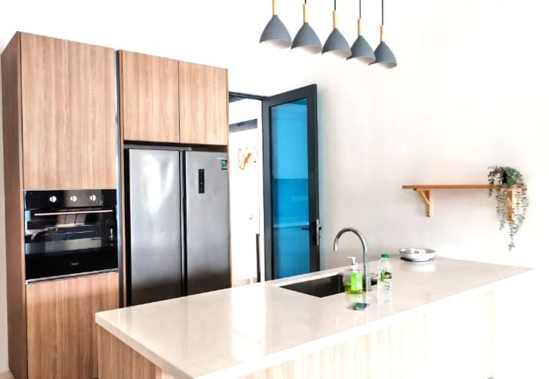 Queens Residences @ Queens Waterfront