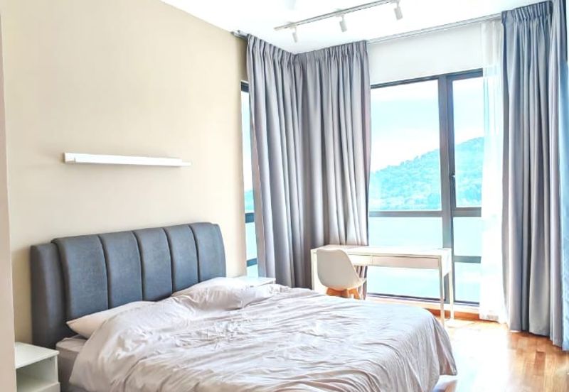 Queens Residences @ Queens Waterfront