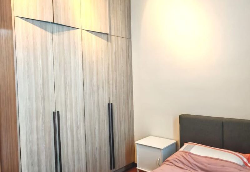 Queens Residences @ Queens Waterfront