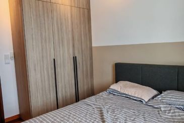 Queens Residences @ Queens Waterfront