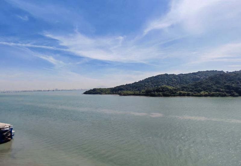 Queens Residences @ Queens Waterfront