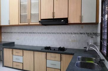 2 Storey Terrace Jalan Kenyalang @ Bayan Lepas 