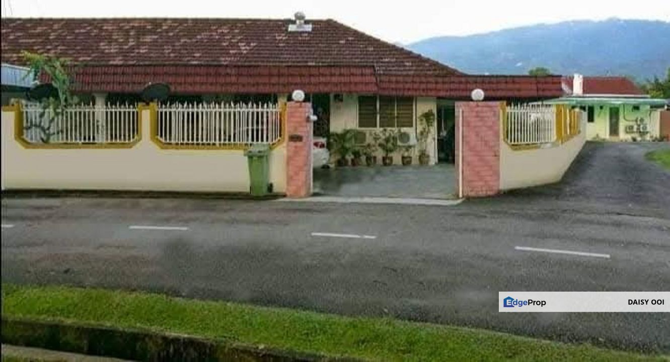 Greenland 1 Semi-detached Jalan Thorpe , Penang, Greenlane