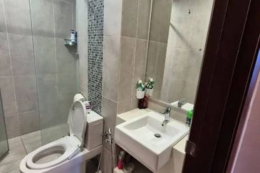 Queens Residences @ Queens Waterfront