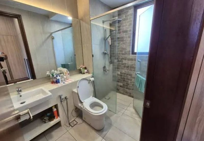 Queens Residences @ Queens Waterfront