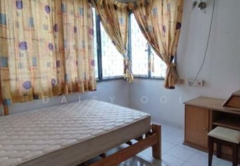 U Garden-fully Renovated-1 car park-Corner Unit- Gelugor 