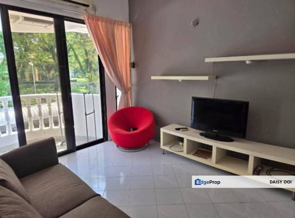 Sri York Condo-925sf-Fully Renovated Furnished-1 car park-Georgetown , Penang, Georgetown