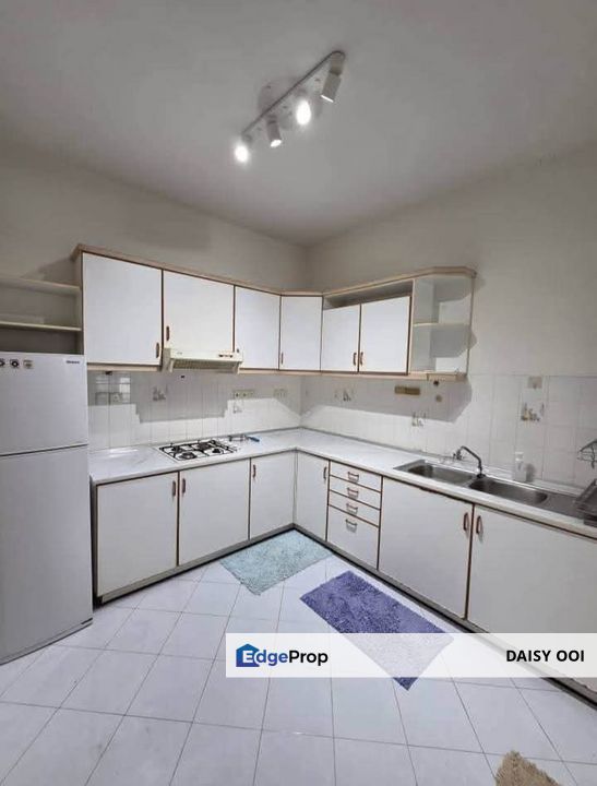 Sri York Condo-925sf-Fully Renovated Furnished-1 car park-Georgetown , Penang, Georgetown