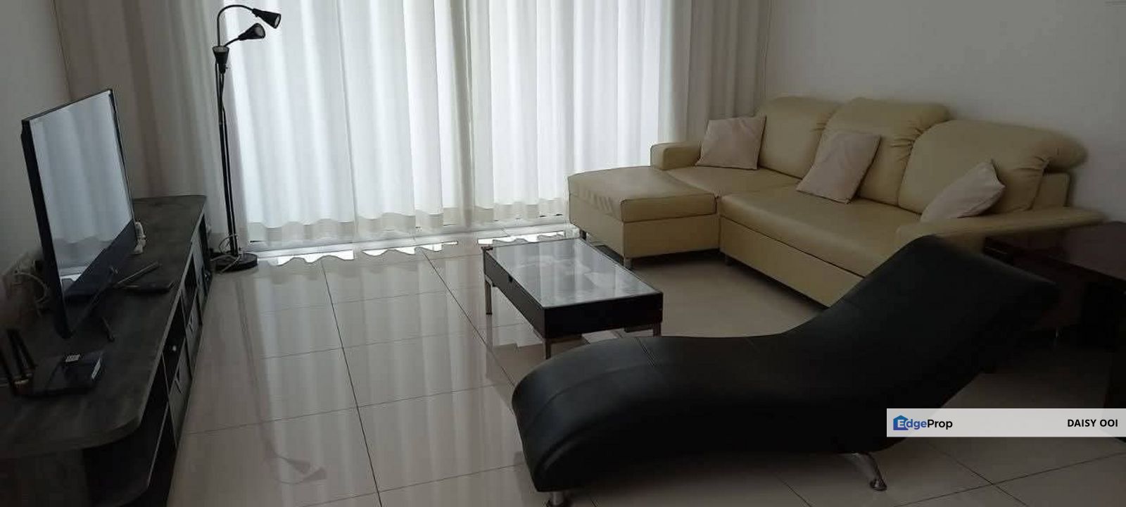 Vertiq Condo-1087sf-Fully Renovated Furnished-2 car park-Gelugor , Penang, Gelugor