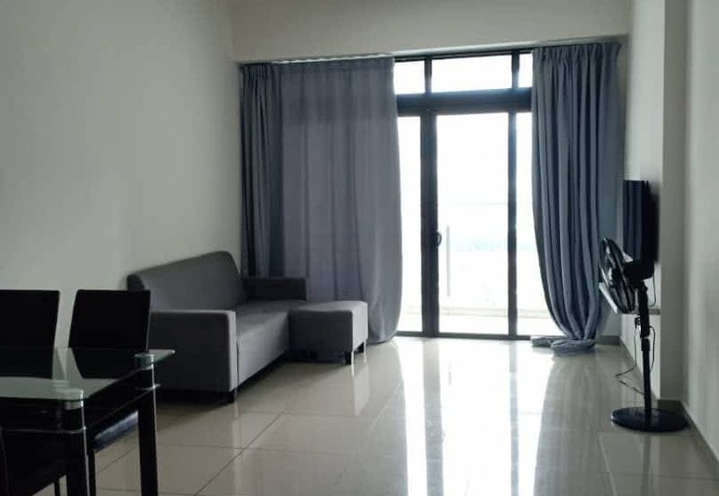 The Promenade Condo-1111sf-Fully Renovated Furnished-3 car park-Bayan Baru 
