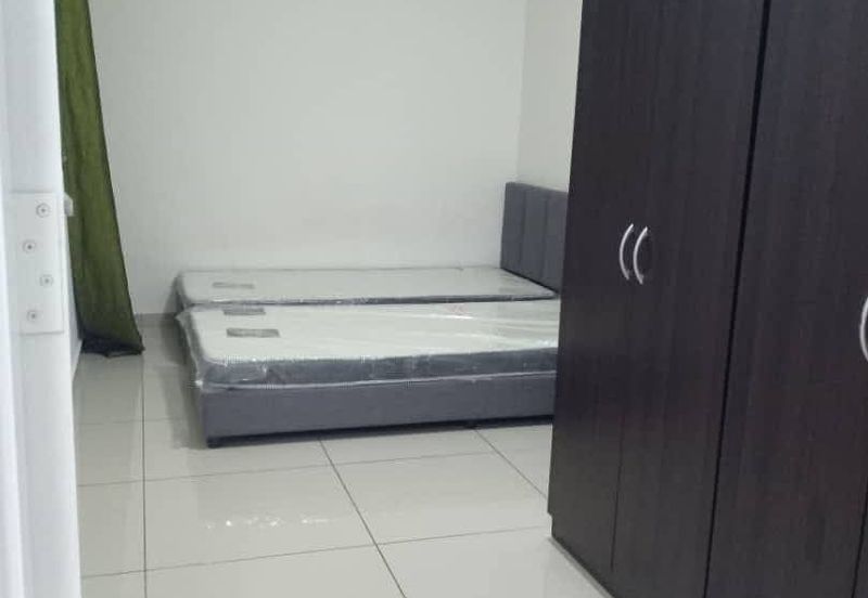 The Promenade Condo-1111sf-Fully Renovated Furnished-3 car park-Bayan Baru 