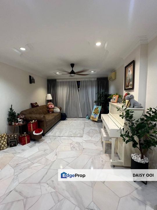 Menara Greenview-1020sf-Fully Renovated Furnished-2 car park-Greenland , Penang, Greenlane