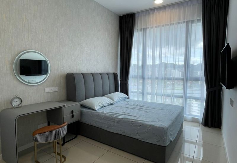 Queens Residences Q2