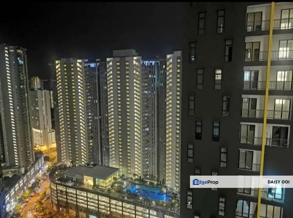 Tri Pinnacle-800sf-Fully Renovated-Semi Furnished-2 car park-Tanjung Tokong , Penang, Tanjung Tokong