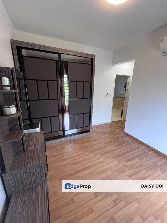 Tri Pinnacle-800sf-Fully renovated Furnished-3 car park-Corner Unit-Tanjung Tokong , Penang, Tanjung Tokong