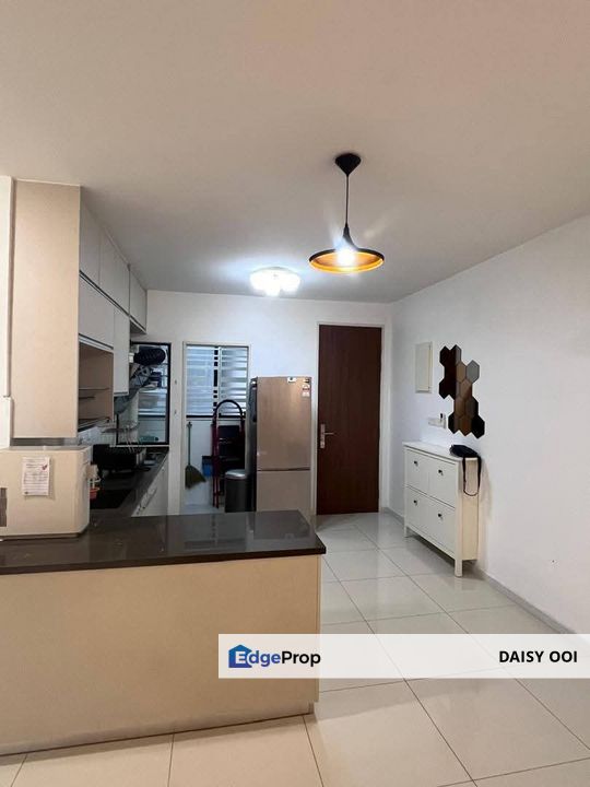 Tri Pinnacle-800sf-Fully renovated Furnished-3 car park-Corner Unit-Tanjung Tokong , Penang, Tanjung Tokong