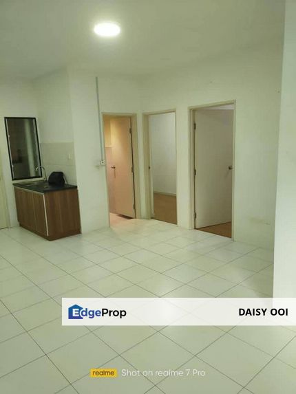 Tri Pinnacle-800sf-Partial Renovate-Semi Furnish-1 car park-Tanjung Tokong , Penang, Tanjung Tokong