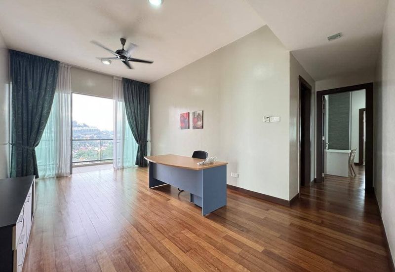 Infinity Beachfront Super Condominium