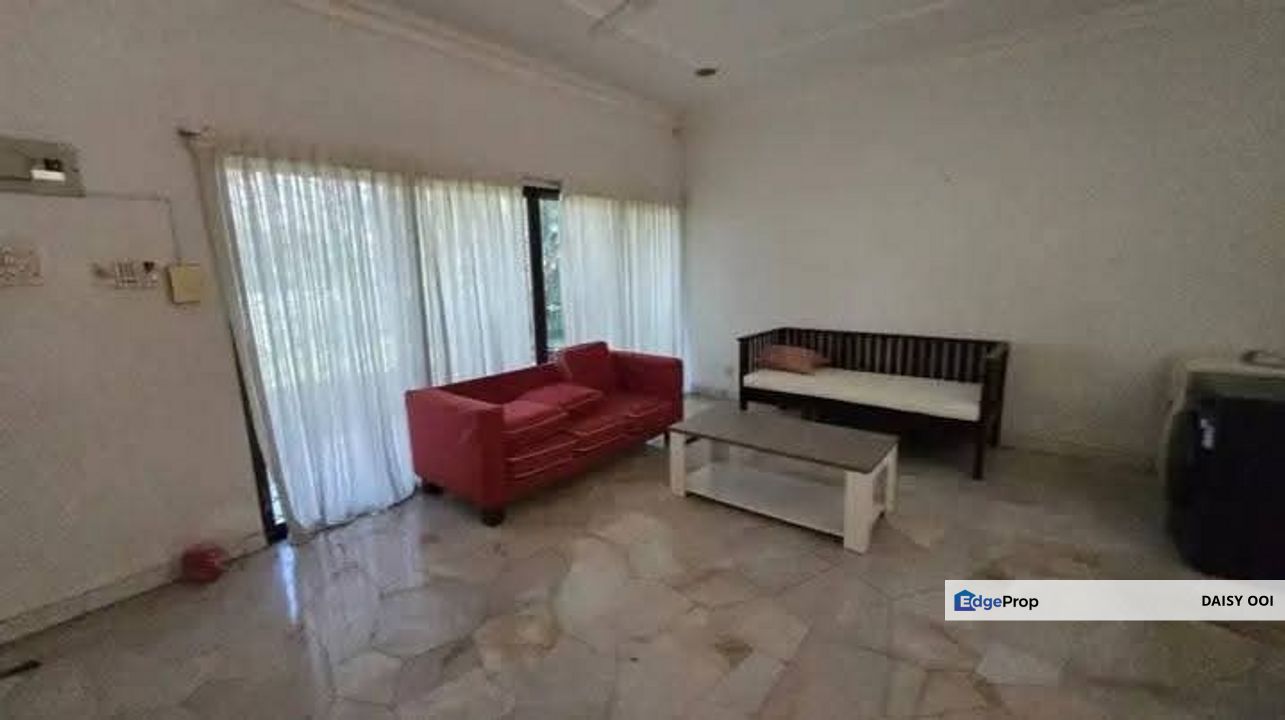 Minden Height 2 storey Bungalow-La 6300sf-Bup 4000sf-Partial Renovated-Gelugor , Penang, Gelugor