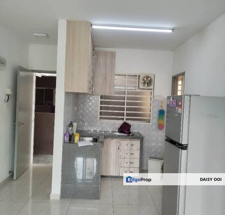 Pangsapuri Kejora-650sf-Partial Renovated-Free Parking-Teluk Kumbar , Penang, Bayan Lepas