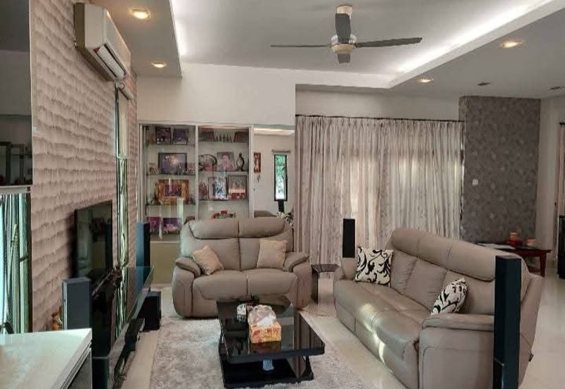 3 Storey Bungalow-La:5000-Bup:3400-Fully Renovated Furnished-Teluk Kumbar 