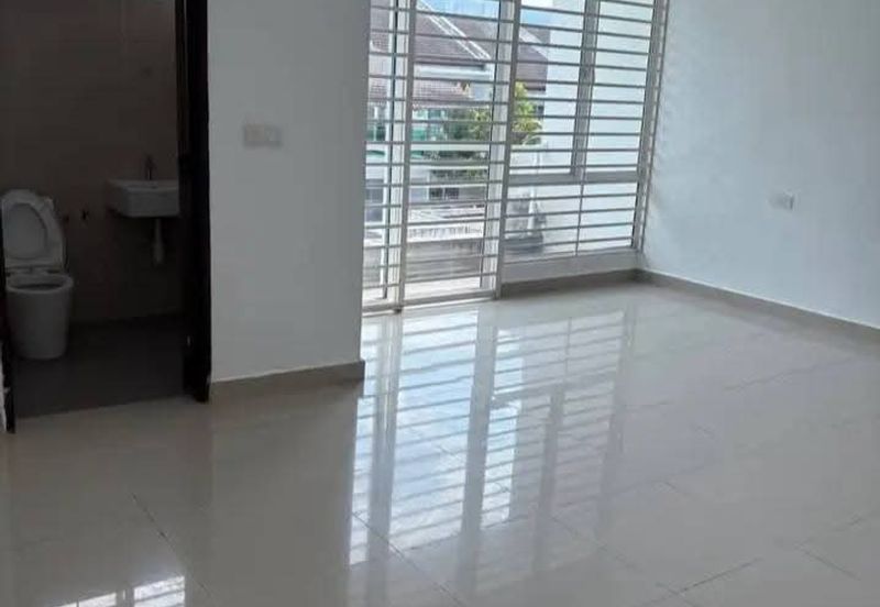 Sg Ara 2 Storey Terrace @ Changkat Sg Ara 20 ( Siara 81)-La:1400sf-Bup:2650sf