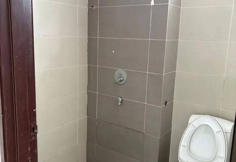 Sg Ara 2 Storey Terrace @ Changkat Sg Ara 20 ( Siara 81)-La:1400sf-Bup:2650sf