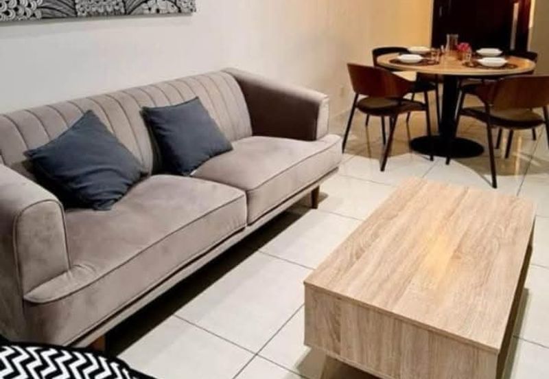 Queens Residences @ Queens Waterfront