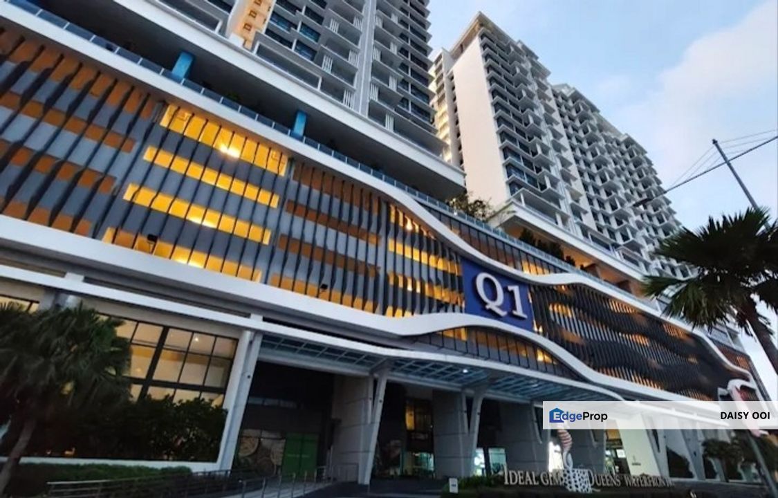 Queens Waterfront Q1 Residences-950sf-Fully Renovated Furnished-2 Car Park-Bayan Lepas , Penang, Sungai Nibong