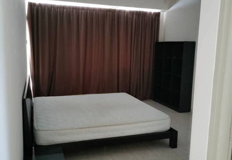 Coastal Tower, Ratu Mutiara