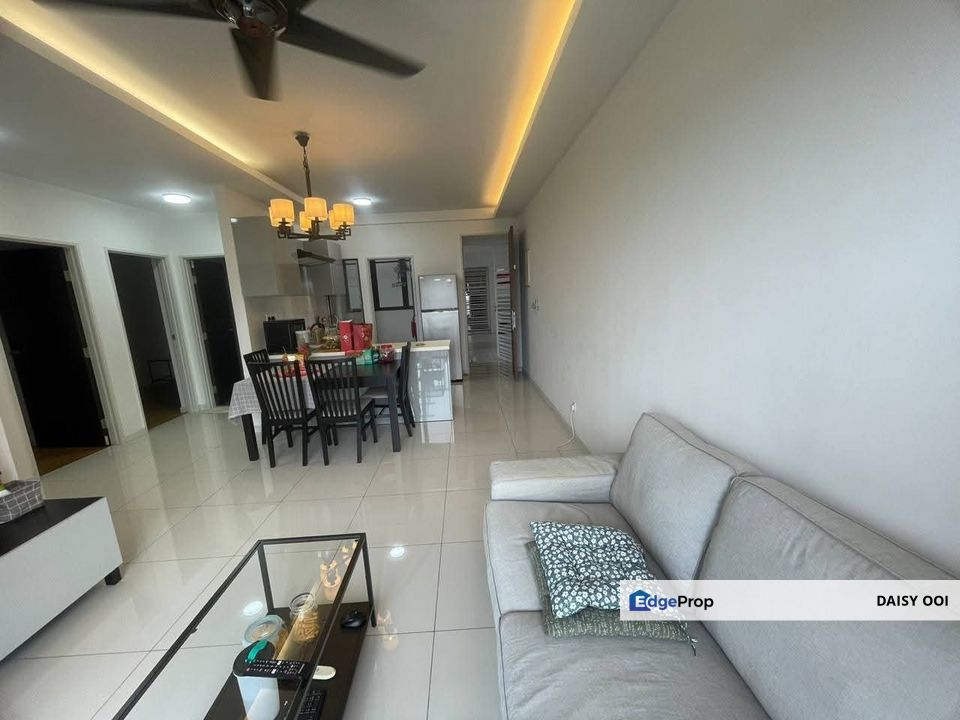 Tri Pinnacle-800sf-Fully Renovated Furnished-2 Car Park-Tanjung Tokong , Penang, Tanjung Tokong