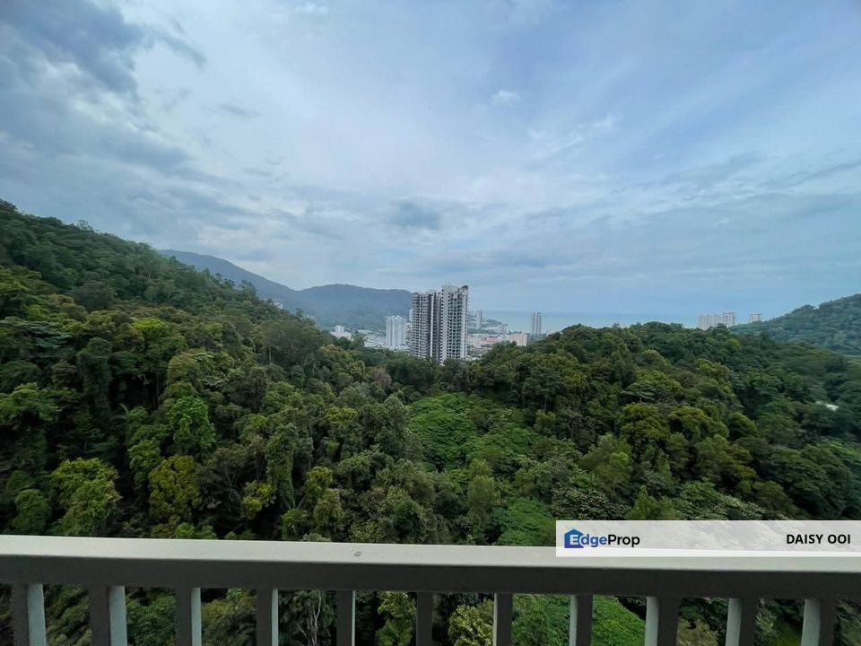 Tri Pinnacle-800sf-Fully Renovated Furnished-2 Car Park-Tanjung Tokong , Penang, Tanjung Tokong