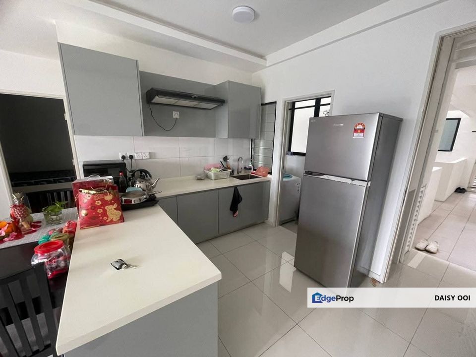 Tri Pinnacle-800sf-Fully Renovated Furnished-2 Car Park-Tanjung Tokong , Penang, Tanjung Tokong