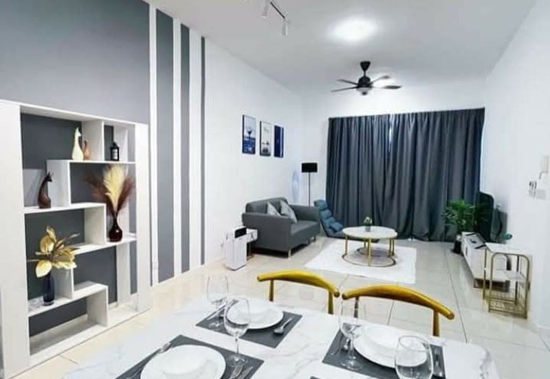 Queens Residences @ Queens Waterfront