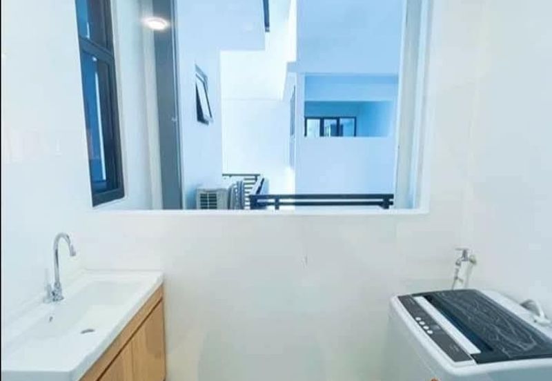 Queens Residences @ Queens Waterfront