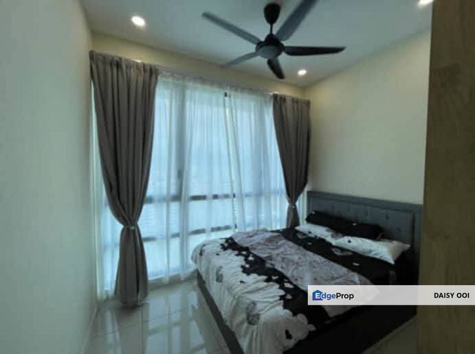 Queens waterfront Q2-950sf-Fully Renovated Furnished-2 Car Park-Bayan Lepas , Penang, Sungai Nibong