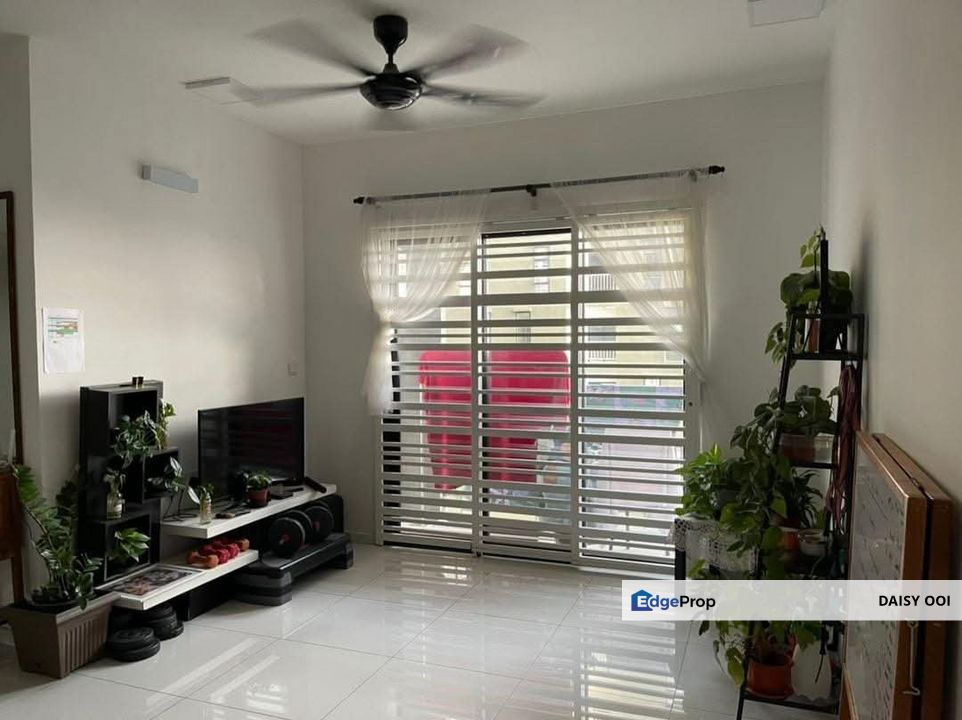 Tri Pinnacle-800sf-Fully Renovated Furnished-2 Car Park-Tanjung Tokong , Penang, Tanjung Tokong