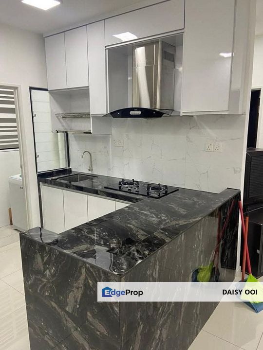 Tri Pinnacle-800sf-Fully Renovated Furnished-2 Car Park-Tanjung Tokong , Penang, Tanjung Tokong