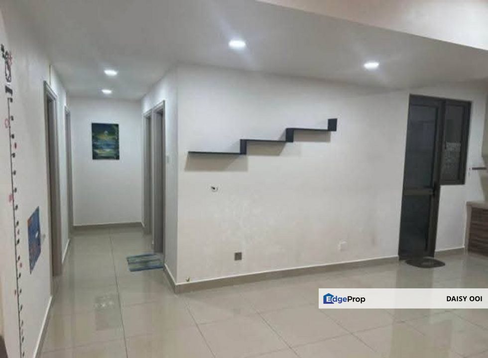 Skycube Condo-1100sf-Renovated Partial Furnished-2 Car Park-Bayan Lepas , Penang, Bayan Lepas