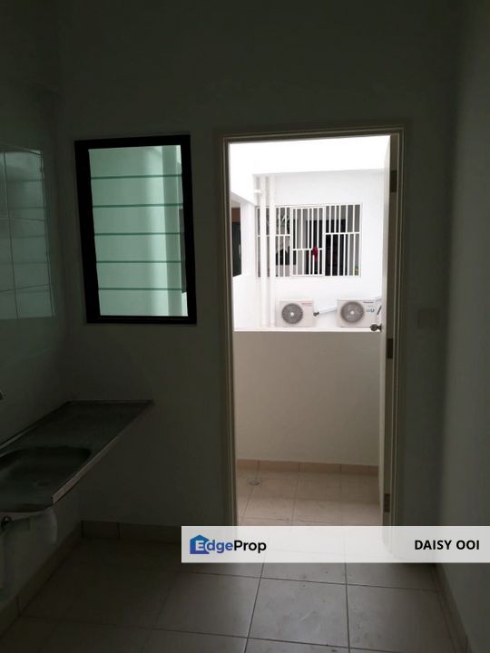 One Foresta Condo-900sf-Partial Renovated-2 Car Park-Bayan Lepas , Penang, Bayan Lepas