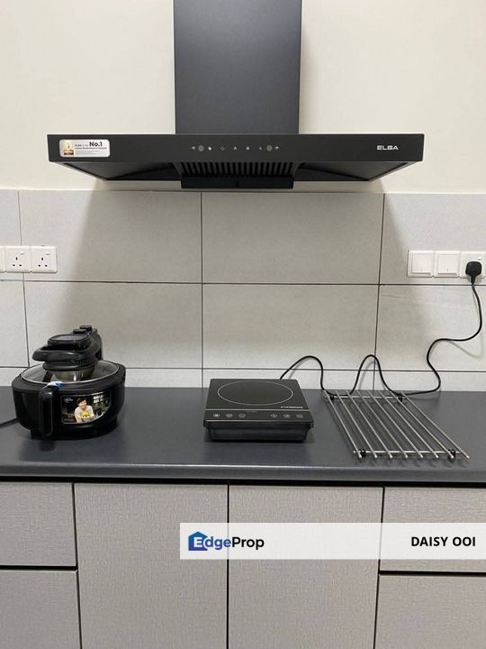 Vivo Executive Apartment-830sf-Fully Renovated Furnished-2 Car Park-Batu Kawan , Penang, Batu Kawan