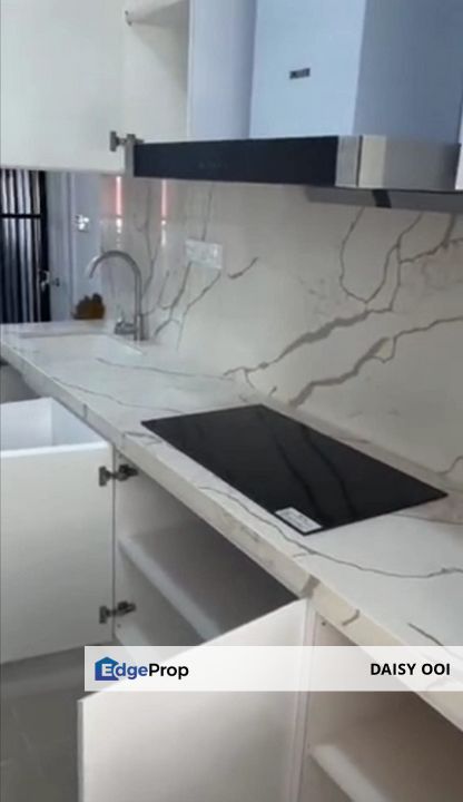 Shorefront Residence-1697sf-Renovated-Partially Furnished-2 Car Park-Georgetown , Penang, Georgetown