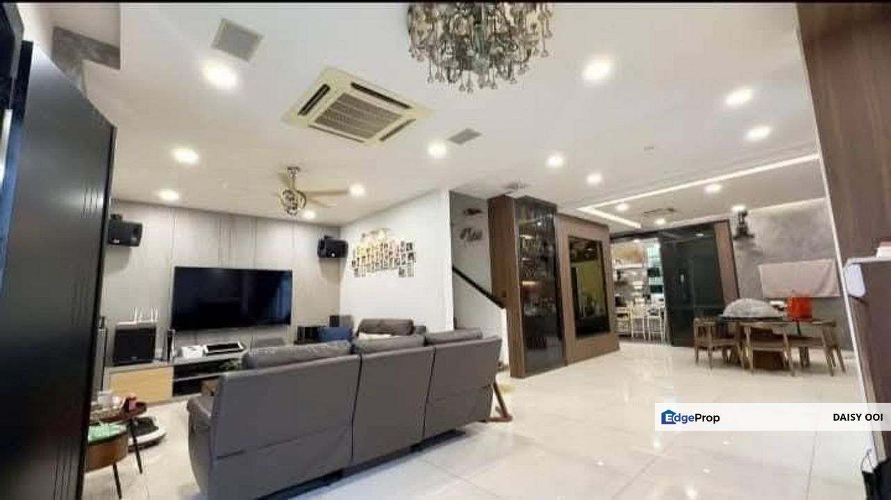 Bukit Jambul 3 Storey Semi-Detached-Persiaran Bukit Jambul 6-Jambul Hill Residence-La:2551sf-Bup:3571sf-Fully Renovated Furnished, Penang, Bukit Jambul
