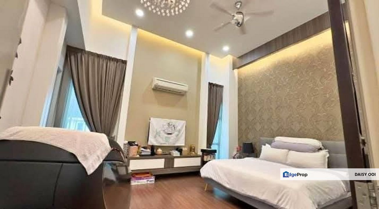 Bukit Jambul 3 Storey Semi-Detached-Persiaran Bukit Jambul 6-Jambul Hill Residence-La:2551sf-Bup:3571sf-Fully Renovated Furnished, Penang, Bukit Jambul