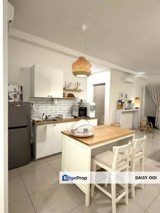 Quaywest Residence - Fully Renovated & Furnished -2 Car Park - Bayan Lepas, Penang, Bayan Lepas