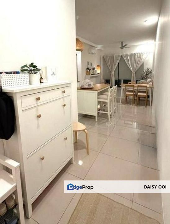 Quaywest Residence - Fully Renovated & Furnished -2 Car Park - Bayan Lepas, Penang, Bayan Lepas