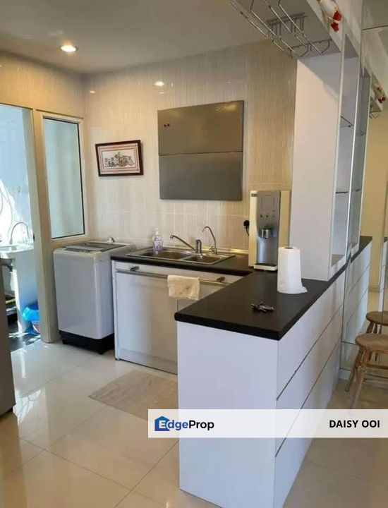 Marina Bay Condo For Sales - Fully Reno & Furnished - 1200sf - 2cp - Tanjung Tokong, Penang, Tanjung Tokong